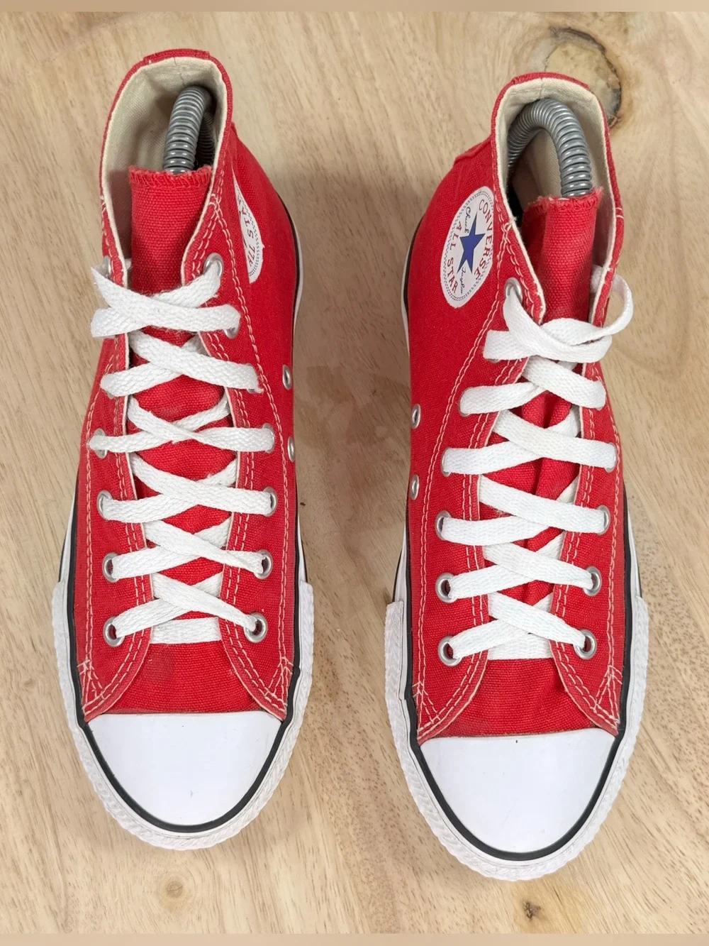 Converse Chuck Taylor Canvas High Top Sneakers Red White Youth Size 3 Big Kids